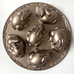 Nordic Ware Baby Bunny Rabbit Cakelet Pan Spring & Summer Collection Made In USA